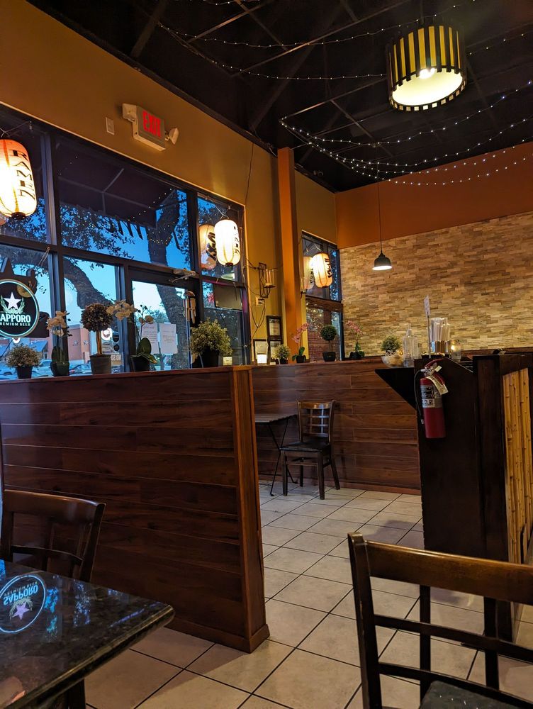 Ichi-Umi Sushi & Ramen