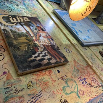 Victor's 1959 Cafe - Cuban Near Me - Minneapolis, Minnesota