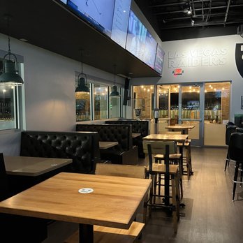PKWY Tavern - Volunteer - Breakfast & Brunch Near Me - Henderson, Nevada PKWY Tavern - Volunteer - Breakfast & Brunch Near Me - Henderson, Nevada