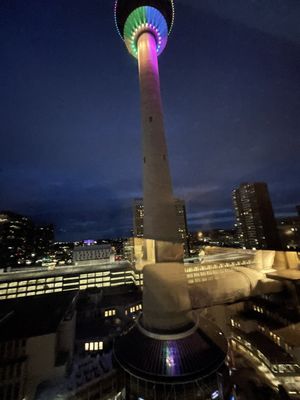 Calgary Tower by null