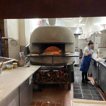 Lucia’s Berkeley - Wood oven for the pizzas - Pizza Near Me - Berkeley, California