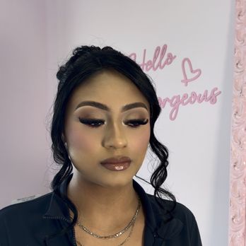 V Blessed Beauty - MAKEUP & HAIR PROM - Eyelash Service Near Me - Los Angeles, California V Blessed Beauty - MAKEUP & HAIR PROM - Eyelash Service Near Me - Los Angeles, California