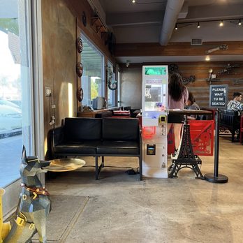 Boiling Pot and Boba Street - waiting area - Hot Pot Near Me - Northridge, California Boiling Pot and Boba Street - waiting area - Hot Pot Near Me - Northridge, California