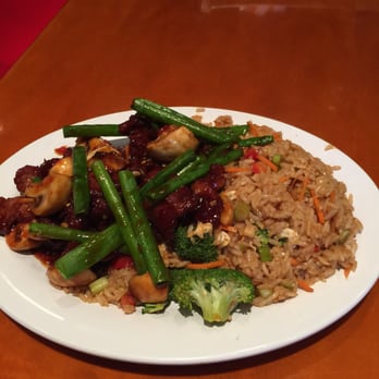 Pei Wei Asian Kitchen - Mongolian beef with fried rice - Asian Fusion Near Me - Tustin, California Pei Wei Asian Kitchen - Mongolian beef with fried rice - Asian Fusion Near Me - Tustin, California