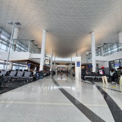 Tom Bradley International Terminal - Road a shuttle from terminal 1 to the Tom Bradley terminal for direct flight to Jacksonville, FL from LA!