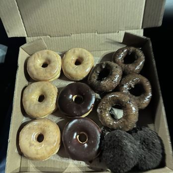M & M Donuts - Dozen donuts - Donuts Near Me - Anaheim, California M & M Donuts - Dozen donuts - Donuts Near Me - Anaheim, California