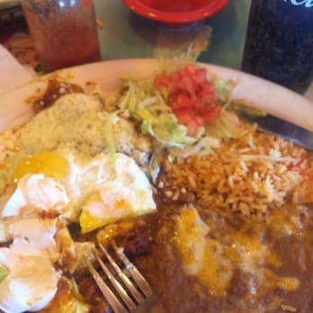 La Sierra - Chilaquiles with eggs. Rice and beans. The tortilla was a little soggy, other than that they were delicious. - Mexican Near Me - Payson, Arizona La Sierra - Chilaquiles with eggs. Rice and beans. The tortilla was a little soggy, other than that they were delicious. - Mexican Near Me - Payson, Arizona