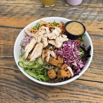 Walter's Southern Kitchen - The Big Salad with grilled chicken - Southern Near Me - Pittsburgh, Pennsylvania Walter's Southern Kitchen - The Big Salad with grilled chicken - Southern Near Me - Pittsburgh, Pennsylvania