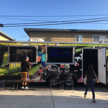 Level Up Game Truck - Game Truck Rental Near Me Level Up Game Truck - Game Truck Rental Near Me