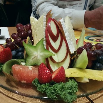 Cora Breakfast & Lunch - Beautifully arranged cheese and fruit plate. This plate has brie, but there were other cheeses to choose from. - Breakfast & Brunch Near Me - Guelph, Ontario Cora Breakfast & Lunch - Beautifully arranged cheese and fruit plate. This plate has brie, but there were other cheeses to choose from. - Breakfast & Brunch Near Me - Guelph, Ontario