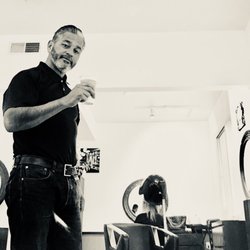 Senon's hair studio