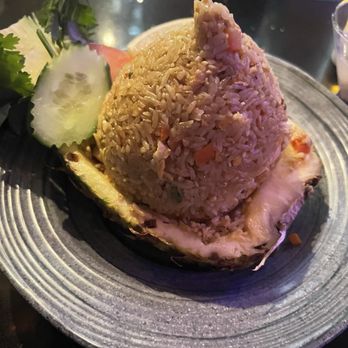 ViV - Pineapple Fried Rice with shrimp - Thai Near Me - New York, New York ViV - Pineapple Fried Rice with shrimp - Thai Near Me - New York, New York