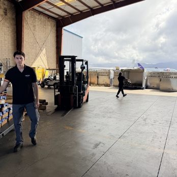 Kamaka Air - Shipping Centers Near Me - Honolulu, Hawaii Kamaka Air - Shipping Centers Near Me - Honolulu, Hawaii