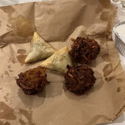 Polash Tandoori - Samosa and bhaji