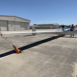 Hollister Jet Center - There's the glider...