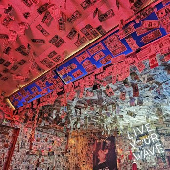 Casper's and Runyon's Nook - Unique decor for sure! - Dive Bars Near Me - Saint Paul, Minnesota