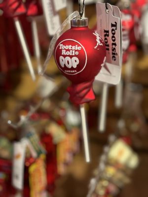 Bronner's Christmas Wonderland by null