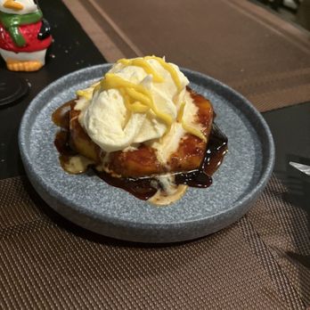 Mama Mia - Caramelized pineapple (desert) - Mexican Near Me - Zihuatanejo, GRO