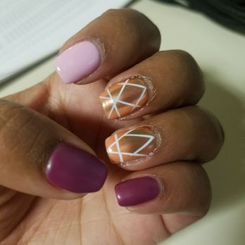 Nails by Van - Gel Manicure- Matte top coat on thumb and pinky. Chrome plus design on middle and ring fingers. - Nail Technicians Near Me - Burbank, California