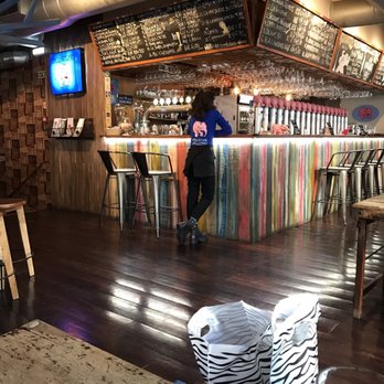 Delirium Tremens - Beer Bar Near Me - Lisbon, 11