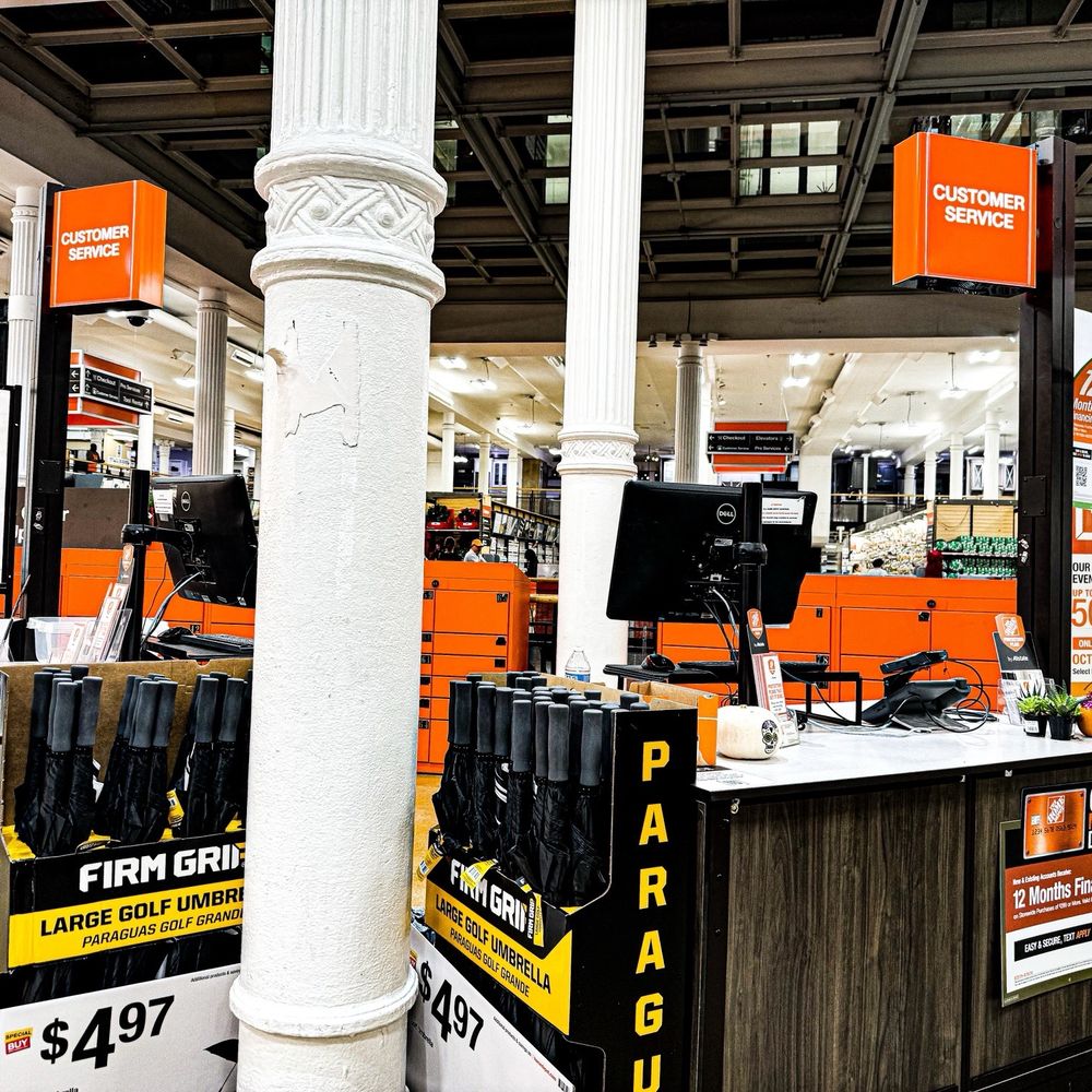 lowes chelsea nyc
