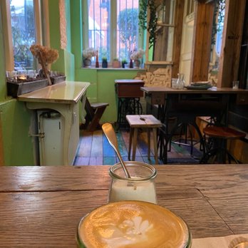 Hommage - Cappuccino - Cafes Near Me - Cologne, NW