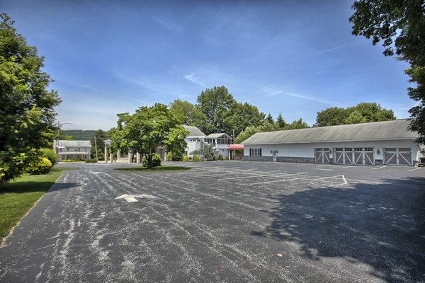 COCKLIN FUNERAL HOME - Updated January 2025 - 34 Photos - 30 N Chestnut