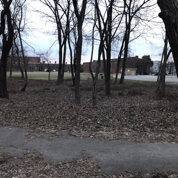 Breslin Park - Small wooded area in the middle of the paved walking path. - Skate Parks Near Me - Louisville, Kentucky Breslin Park - Small wooded area in the middle of the paved walking path. - Skate Parks Near Me - Louisville, Kentucky