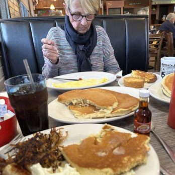 Steve's Diner - Pancakes - Diners Near Me - Exeter, New Hampshire