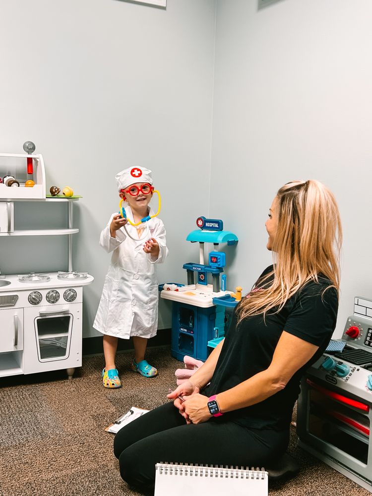 Little Big And LOUD Pediatric Therapy - child therapist in Oak Ridge, TN