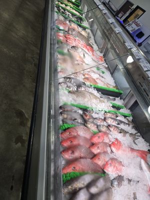 Lombardi's Seafood by null