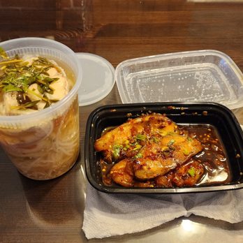 Hien Thanh Restaurant - These portions are for to-go - Canh chua & Cá kho tộ! - Vietnamese Near Me - Westminster, California
