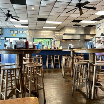 Pt's Olde Fashioned Grille - Burgers Near Me - Wilmington, North Carolina Pt's Olde Fashioned Grille - Burgers Near Me - Wilmington, North Carolina