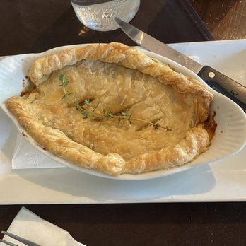 Veg Kitchen + Bar - Mince pie - Vegan Near Me - Sacramento, California Veg Kitchen + Bar - Mince pie - Vegan Near Me - Sacramento, California