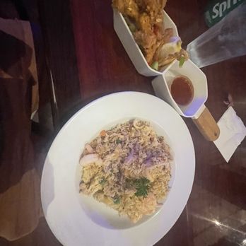 Thai Cafe - Fried Calamari Chicken/Shrimp Thai Fried Rice - Thai Near Me - Houston, Texas Thai Cafe - Fried Calamari Chicken/Shrimp Thai Fried Rice - Thai Near Me - Houston, Texas