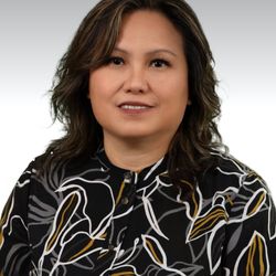Ironwood Cancer & Research Centers - Elisa Tso Bomgaars, MD Hematology & Medical Oncology