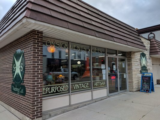 S AND S TRADING - Updated July 2025 - 113 E Main St, Little Chute ...