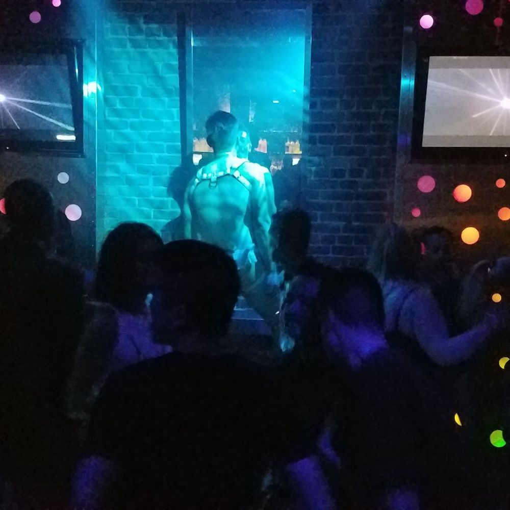Splash Video Dance Bar - Colorful lighting - Dance Clubs Near Me - San Jose, California Splash Video Dance Bar - Colorful lighting - Dance Clubs Near Me - San Jose, California
