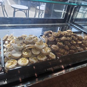 Sultans Gate Roastery - Coffee Roasteries Near Me - Katy, Texas