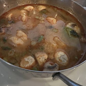 Sumran Thai Cuisine - Sumran Tom Yum Hot Pot w/ shrimp - Thai Near Me - Westminster, California