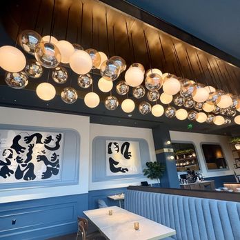 Hamilton's - New American Near Me - Detroit, Michigan