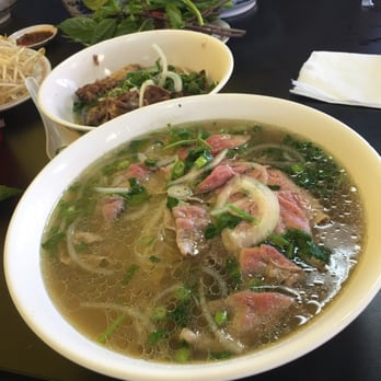 Pho 79 Restaurant - Large pho for $10 and bowl of oxtails - Vietnamese Near Me - Westminster, California Pho 79 Restaurant - Large pho for $10 and bowl of oxtails - Vietnamese Near Me - Westminster, California