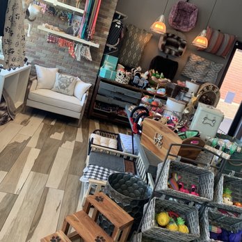 Furbabies Resort and Spa - Retail store - Pet Groomers Near Me - Scottsdale, Arizona