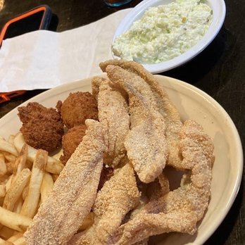 Moss Creek Fish House - Seafood Near Me - Pearl, Mississippi Moss Creek Fish House - Seafood Near Me - Pearl, Mississippi