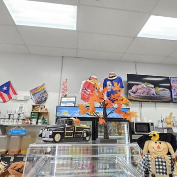 Pa'lla Voy Restaurant - Puerto Rican Near Me - Sanford, Florida