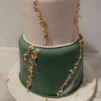 Ellya's Cake Boutique - Cupcakes Near Me