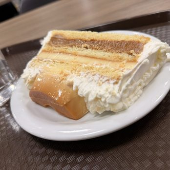 Sodiê Doces - Flan Cake - Patisserie/Cake Shop Near Me - Orlando, Florida
