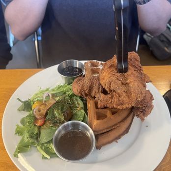Brunchbar - Chicken and waffle - Breakfast & Brunch Near Me - Bellevue, Washington