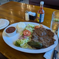 Lily's Café Restaurant - Carne asada meal. Water.