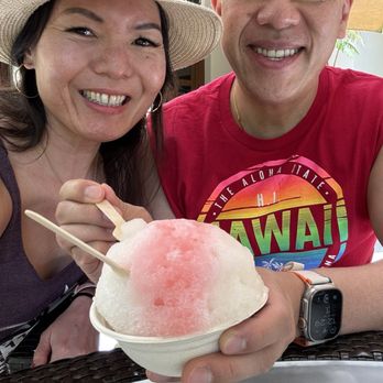 Big Wave Shave Ice Company - Enjoy in shave ice! - Shaved Ice Near Me - Lahaina, Hawaii